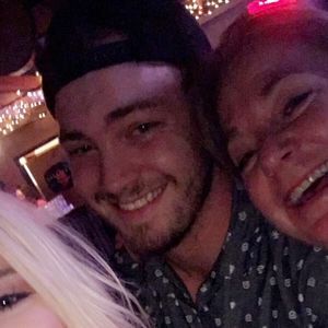 Meet your Posher, Beau